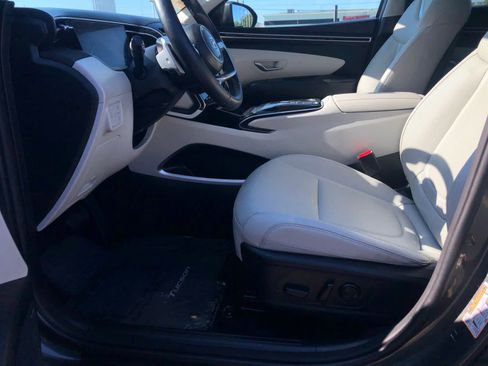 Certified 2024 Hyundai Tucson Limited AWD/4WD image 27