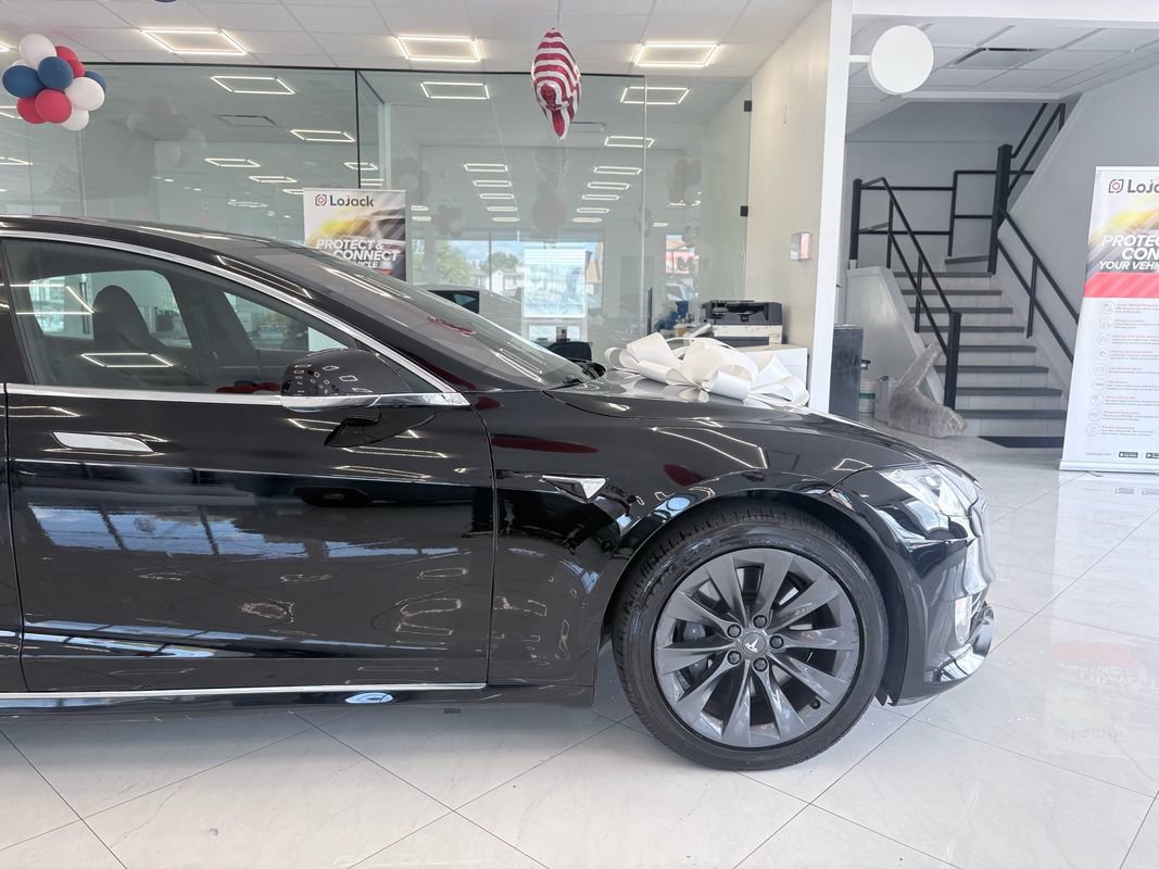Used 2019 Tesla Model S 100D AWD/4WD image 9