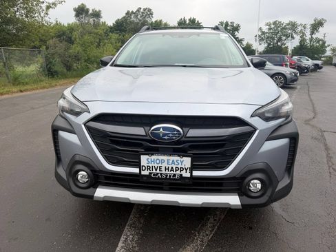 Used 2024 Subaru Outback Limited AWD/4WD image 2