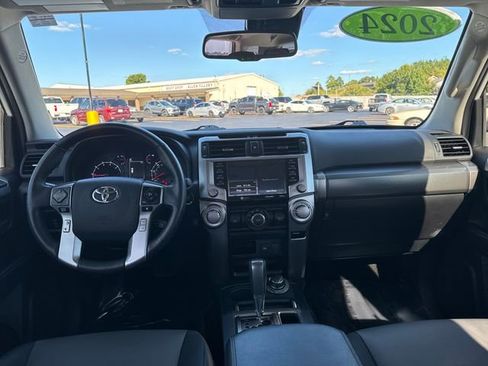 Used 2024 Toyota 4Runner SR5 Premium image 12