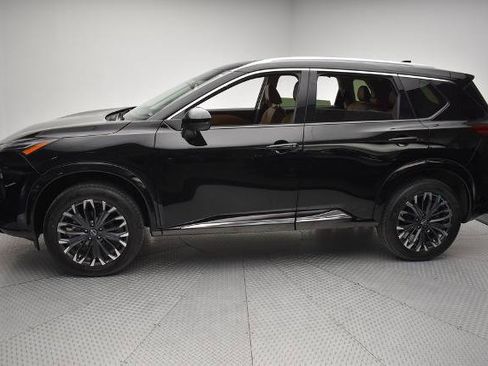 Certified 2026 Nissan Rogue Platinum w/ Platinum Premium Package AWD/4WD image 8