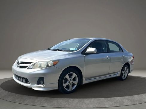 Used 2013 Toyota Corolla S image 1