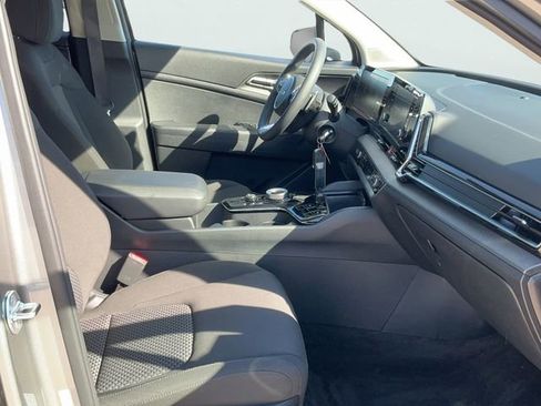 Certified 2025 Kia Sportage LX image 10