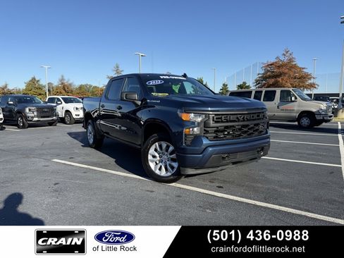 Used 2022 Chevrolet Silverado 1500 Custom image 1