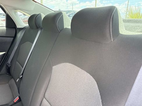 Used 2022 Kia Forte LXS w/ LXS Technology Package FWD image 15