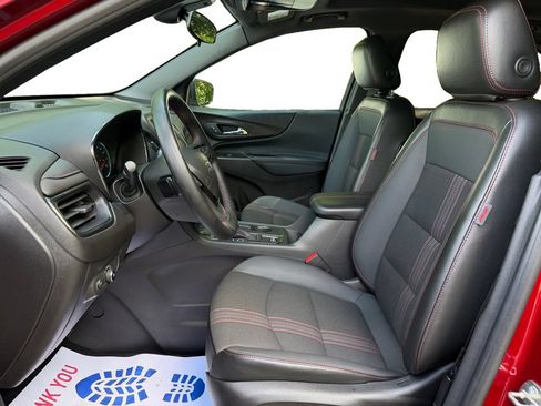 Used 2023 Chevrolet Equinox RS FWD image 9