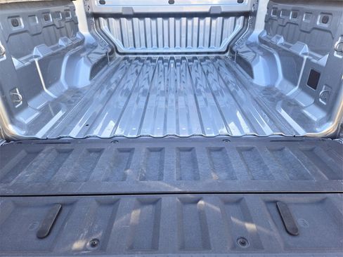 Used 2024 Chevrolet Colorado LT w/ LT Convenience Package II image 26