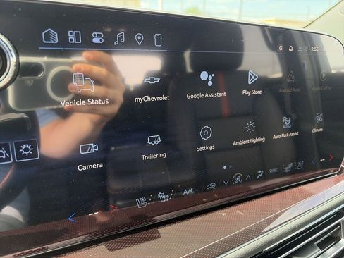 New 2026 Chevrolet Traverse RS image 22