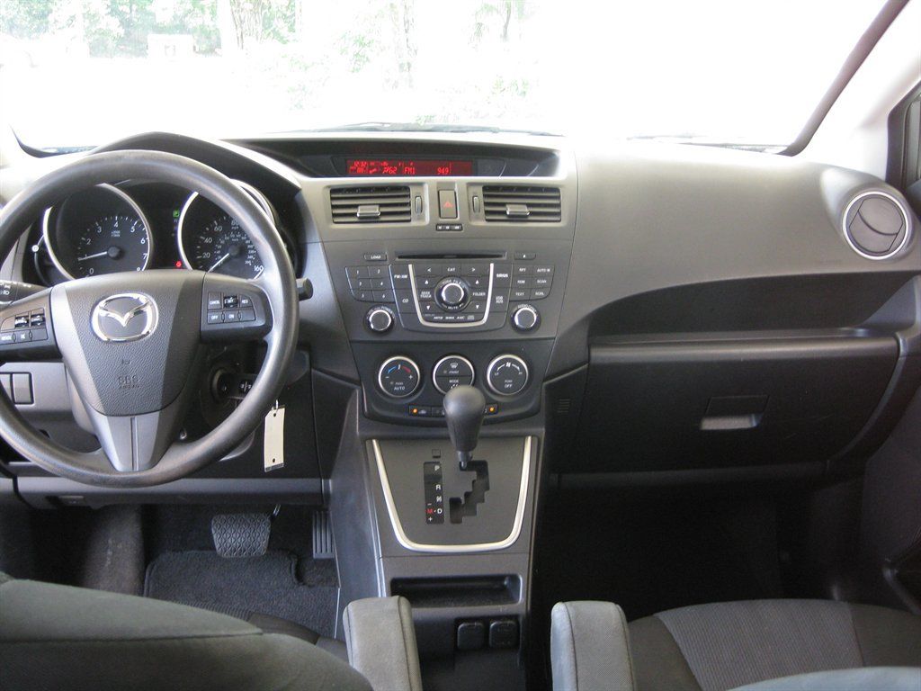 Used 2015 MAZDA MAZDA5 Sport FWD image 24
