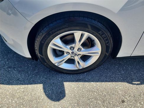 Used 2013 Ford Focus SE FWD image 16
