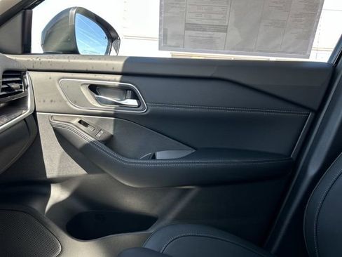 New 2026 Nissan Rogue Platinum AWD/4WD image 34