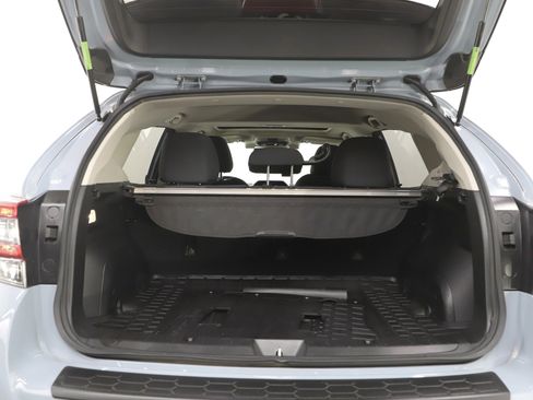 Used 2021 Subaru Crosstrek 2.0i Premium w/ Moonroof Package image 18