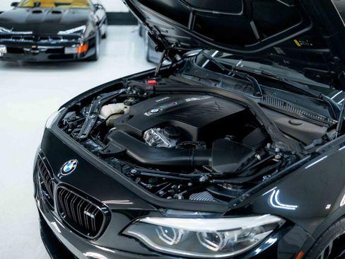 Used 2018 BMW M2 image 91