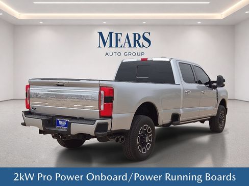 Used 2024 Ford F350 Platinum w/ FX4 Off-Road Package AWD/4WD image 6