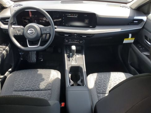 New 2026 Nissan Kicks SV w/ Cold Weather Package AWD/4WD image 10