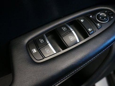 Used 2023 INFINITI QX55 Essential image 29