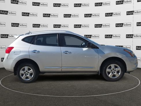Used 2015 Nissan Rogue S w/ Convenience Package FWD image 7