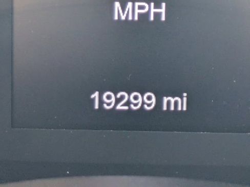 Used 2020 Jeep Wrangler Sport image 19