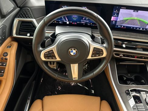 Used 2024 BMW X5 xDrive40i w/ M Sport Package AWD/4WD image 13