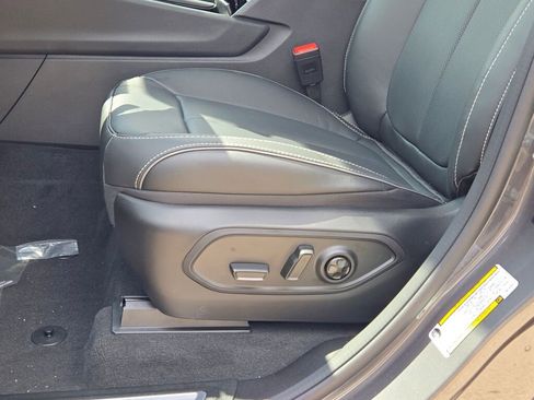 New 2025 Jeep Grand Cherokee L Overland image 26