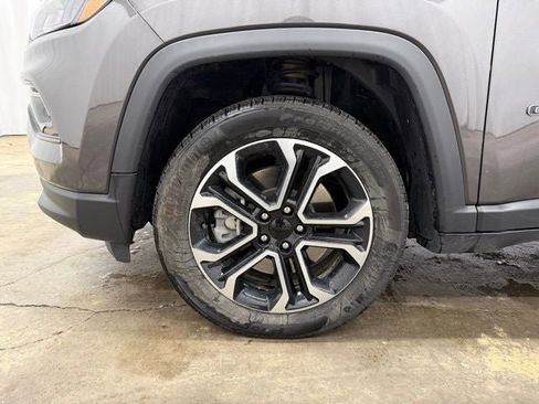 Used 2024 Jeep Compass Limited AWD/4WD image 27