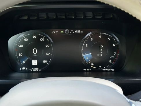 Used 2017 Volvo XC90 T6 Inscription w/ Vision Package image 35