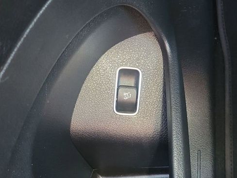 Used 2025 Mercedes-Benz GLE 350 4MATIC image 26