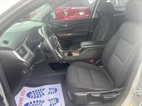 Used 2020 GMC Acadia SLE FWD image 14