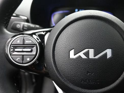 Used 2025 Kia Soul EX FWD image 15