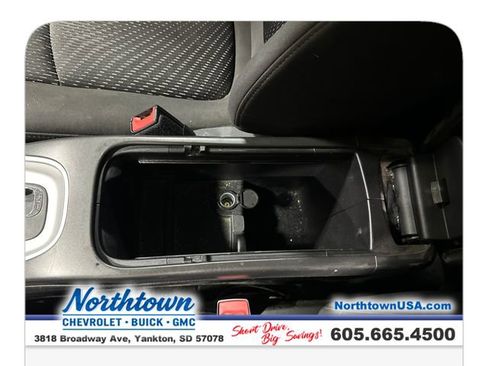 Used 2017 Dodge Journey Crossroad FWD image 25