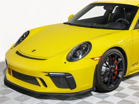 Used 2018 Porsche 911 GT3 w/ Sport Chrono Package image 19