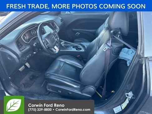 Used 2015 Dodge Challenger R/T Plus RWD image 10