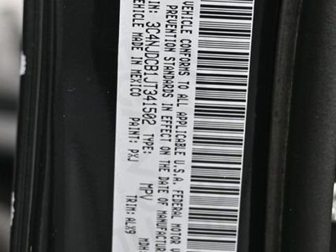 Used 2018 Jeep Compass Limited w/ Navigation Group image 55