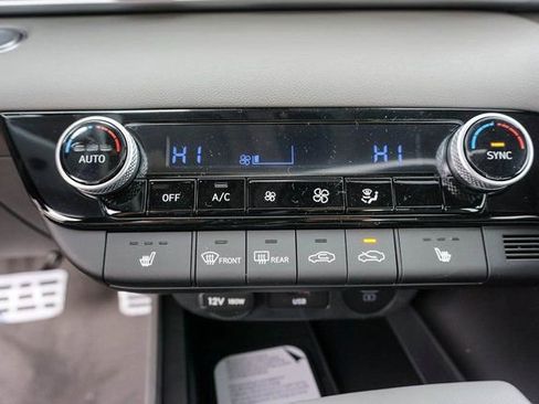 New 2026 Hyundai Elantra SEL Sport Premium FWD image 17