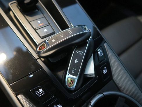 Used 2024 Porsche 911 Carrera S image 22