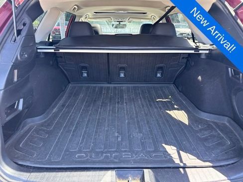 Used 2018 Subaru Outback 2.5i Limited AWD/4WD image 9