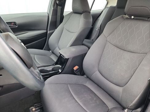 Used 2022 Toyota Corolla LE image 15