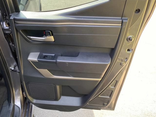 Used 2022 Toyota Tundra SR5 w/ SR5 Premium Package RWD image 33