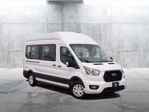 Used 2023 Ford Transit 350 XLT image 2