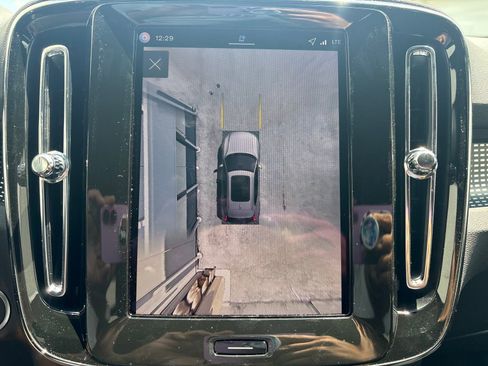 New 2026 Volvo XC40 B5 Ultra w/ Climate Package image 22