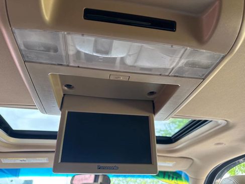 Used 2012 GMC Yukon Denali image 17