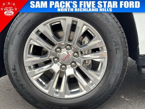 Used 2023 GMC Yukon XL Denali image 19