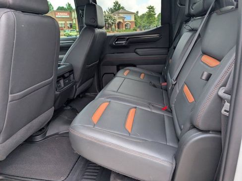 Used 2022 GMC Sierra 1500 AT4 w/ AT4 Premium Package AWD/4WD image 14