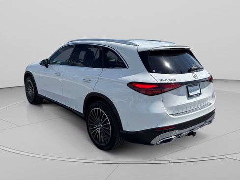 Certified 2026 Mercedes-Benz GLC 300 4MATIC image 3