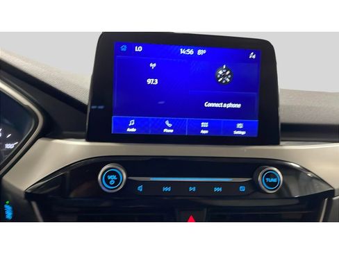 Used 2022 Ford Escape SE w/ Cold Weather Package image 12