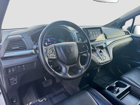 Used 2023 Honda Odyssey Sport image 9