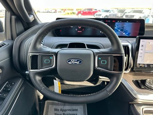 New 2027 Ford Expedition Platinum w/ Stealth Performance Package AWD/4WD image 17