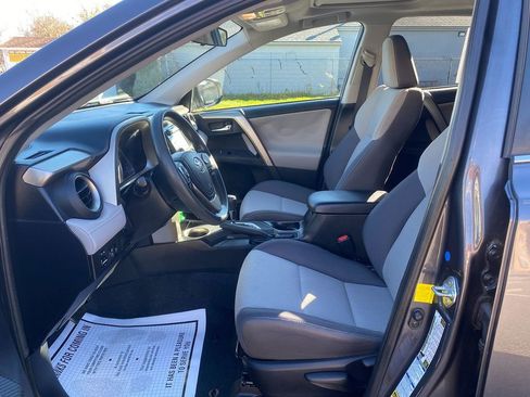 Used 2015 Toyota RAV4 XLE image 12