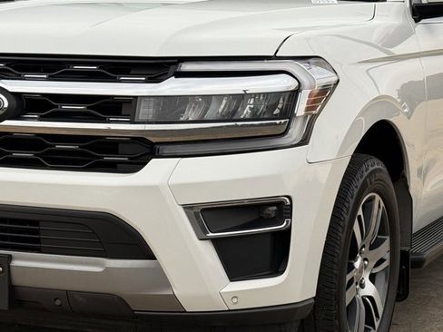 Used 2024 Ford Expedition Max Limited image 11