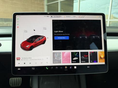 Used 2022 Tesla Model 3 Performance image 26